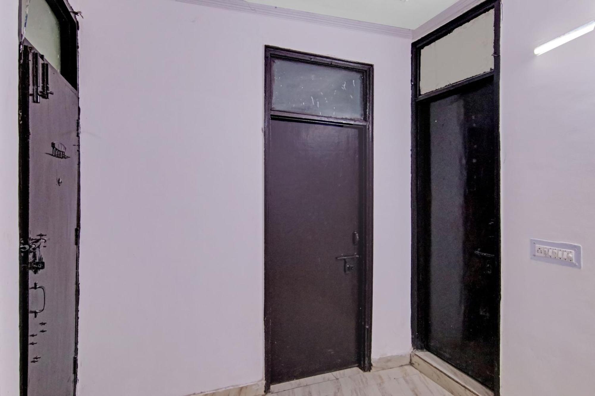 Hotel O Chaudhary Villa 新德里 外观 照片